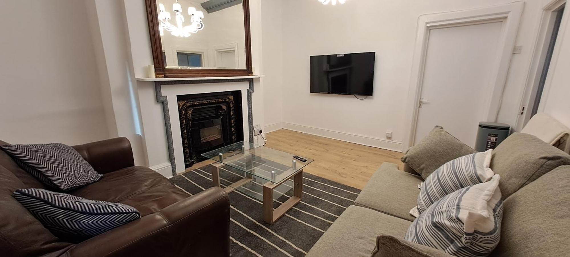 First Floor One Bed Apartment In Central West Londen Buitenkant foto