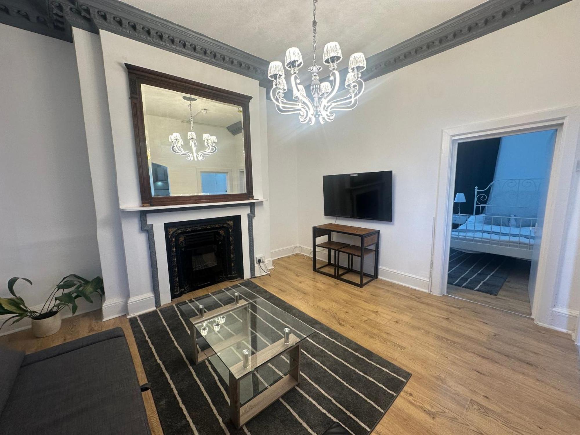 First Floor One Bed Apartment In Central West Londen Buitenkant foto
