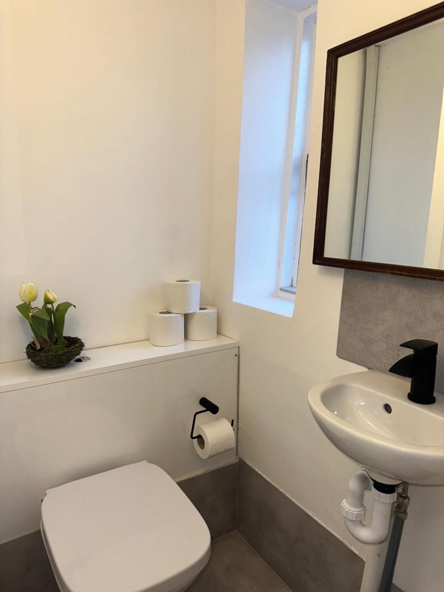 First Floor One Bed Apartment In Central West Londen Buitenkant foto